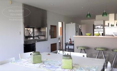 Mansion en el Delta | Isla Santa Monica | Al Rio San Antonio | 10 personas