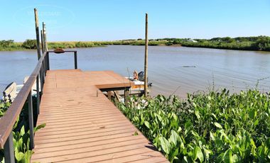 Mansion en el Delta | Isla Santa Monica | Al Rio San Antonio | 10 personas