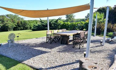 Mansion en el Delta | Isla Santa Monica | Al Rio San Antonio | 10 personas