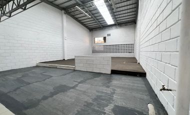 bodega en arriendo en barrio obrero. Cod A215803