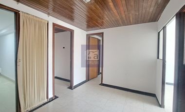 COD. 131 - SE ARRIENDA OFICINA - BARRIO: CENTRO