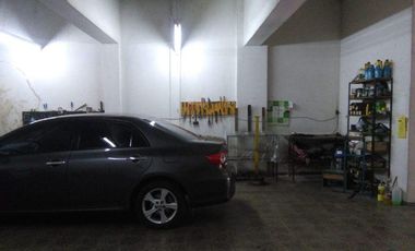 Local en  Villa Dominico