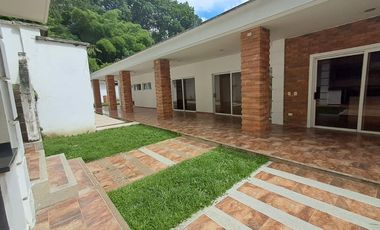 casa en arriendo en condominio campestre monte arroyo. Cod A120486
