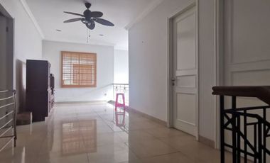 Disewakan Rumah Besar Telaga Golf Virginia BSD Tangerang - Furnish Lengkap Bersih Nyaman Siap Huni Harga Murah