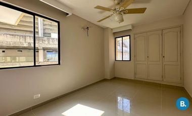 apartamento en arriendo en villa santos. Cod A368