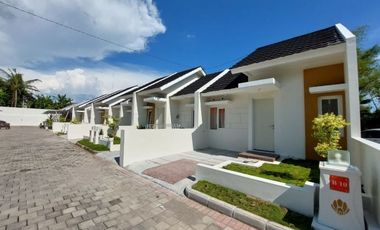 RUMAH PALING LARIS DI LOKASI BERKEMBANG PRAMBANAN R