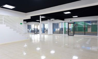 SE ALQUILA LOCAL COMERCIAL