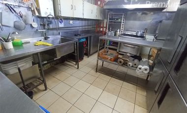 Terreno con local comercial en el corazón de viña