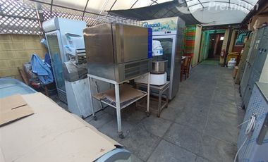 Terreno con local comercial en el corazón de viña