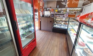 Terreno con local comercial en el corazón de viña
