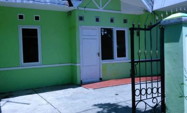 2084 Dijual Rumah Pusat Kota Sidoarjo di Puri Indah