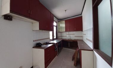 Rumah taman luas dekat setrasari mall