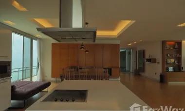 2 Bedroom Penthouse for sale at Rimhad Condo