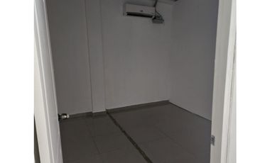 CASA COMERCIAL AVE. LA PAZ- $480,000