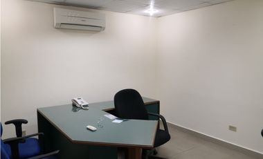 CASA COMERCIAL AVE. LA PAZ- $480,000