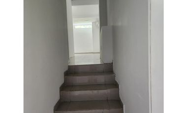 CASA COMERCIAL AVE. LA PAZ- $480,000