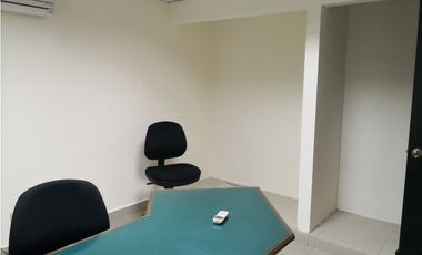 CASA COMERCIAL AVE. LA PAZ- $480,000