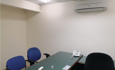 CASA COMERCIAL AVE. LA PAZ- $480,000