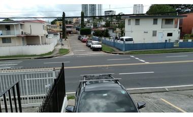 CASA COMERCIAL AVE. LA PAZ- $480,000