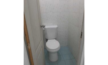 ALQUILO LOCAL EN LA CHORRERA AVENIDA BOLIVAR 250MTS