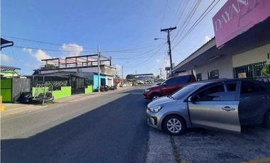 ALQUILO LOCAL EN LA CHORRERA AVENIDA BOLIVAR 250MTS
