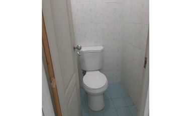 ALQUILO LOCAL EN LA CHORRERA AVENIDA BOLIVAR 250MTS
