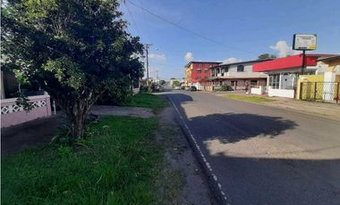 ALQUILO LOCAL EN LA CHORRERA AVENIDA BOLIVAR 250MTS