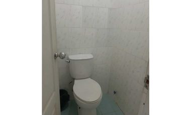 ALQUILO LOCAL EN LA CHORRERA AVENIDA BOLIVAR 250MTS