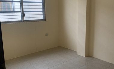 Alquilo casa en Manta  en urbanizacion privada a dos minutos de la fabril