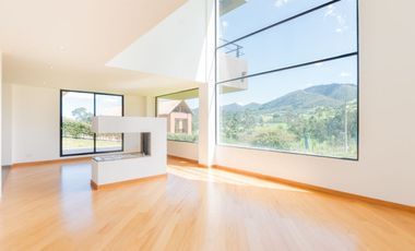 casa en venta en valle alto de la pradera. Cod V5569