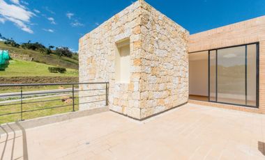 casa en venta en valle alto de la pradera. Cod V5569