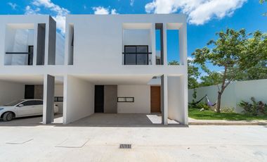 Casa  en venta en Mérida Yucatán, Privada Áyrea Cholul