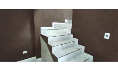 venta dúplex paso del rey centro