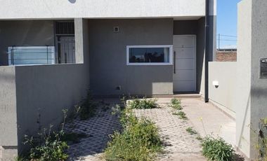 SE VENDE HERMOSO DPTO A ESTRENAR