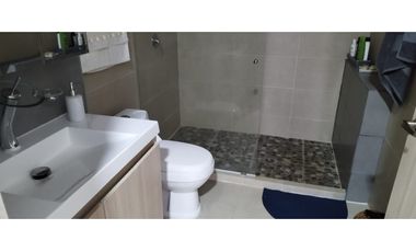 CASA PARA ARRIENDO EN LOMA DEL ESCOBERO