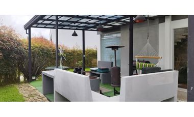 CASA PARA ARRIENDO EN LOMA DEL ESCOBERO