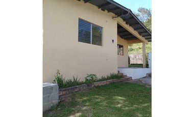 VENDO CASA CON USO COMERCIAL EN ARRAIJAN JUAN DEMOTENES 3R