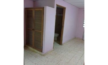 VENDO CASA CON USO COMERCIAL EN ARRAIJAN JUAN DEMOTENES 3R