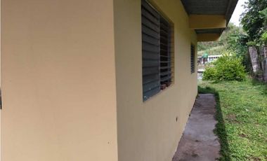 VENDO CASA CON USO COMERCIAL EN ARRAIJAN JUAN DEMOTENES 3R