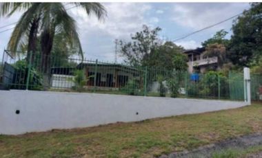 VENDO CASA CON USO COMERCIAL EN ARRAIJAN JUAN DEMOTENES 3R
