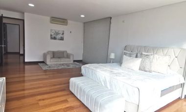 apartamento en arriendo/venta en el poblado. Cod A5880