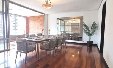 apartamento en arriendo/venta en el poblado. Cod A5880