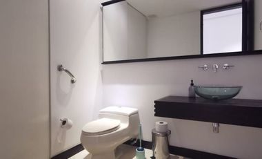 apartamento en arriendo/venta en el poblado. Cod A5880