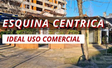 Casa 3 ambientes    dependencia   local y cocheras - Ituzaingó Centro