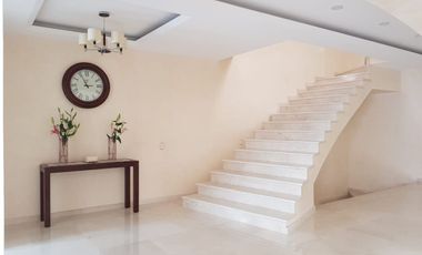 Casa nueva con colindancia al campo de golf ejecutivo