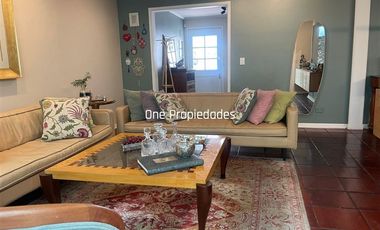 Casa en venta de 5 dorm. en Lo Barnechea