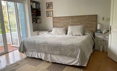 Casa en venta de 5 dorm. en Lo Barnechea