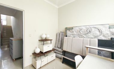 Rumah LT 220 Hadap Timur 15 Mnt ke Living World Grand Wisata J-45516