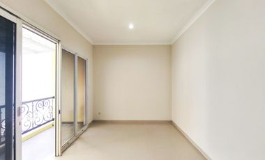 Rumah LT 220 Hadap Timur 15 Mnt ke Living World Grand Wisata J-45516