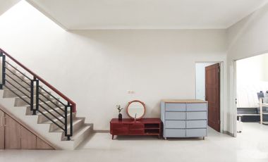 Rumah LT 220 Hadap Timur 15 Mnt ke Living World Grand Wisata J-45516